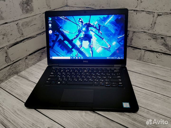 Игровой ноутбук Dell Core i5/8gb озу/SSD