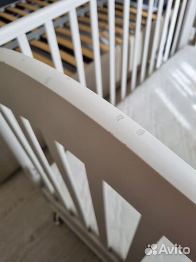 Детская кроватка с матрасом