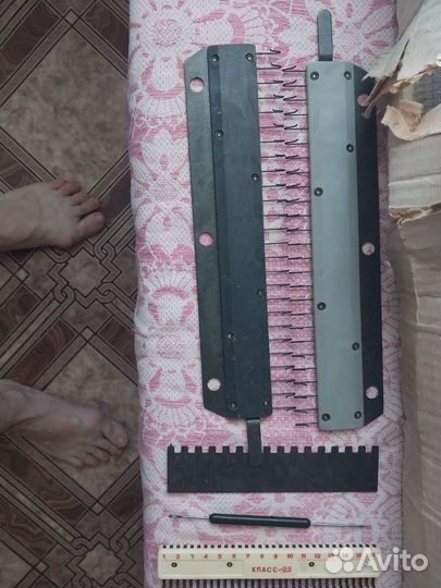 Ручная вязальная машина нева 5