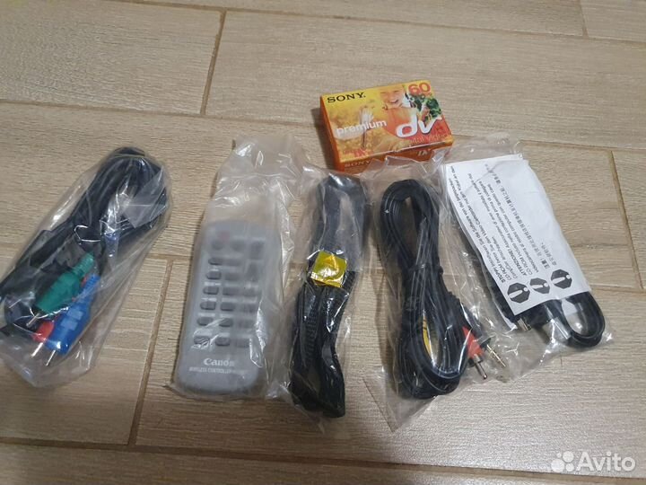 Видеокамера canon