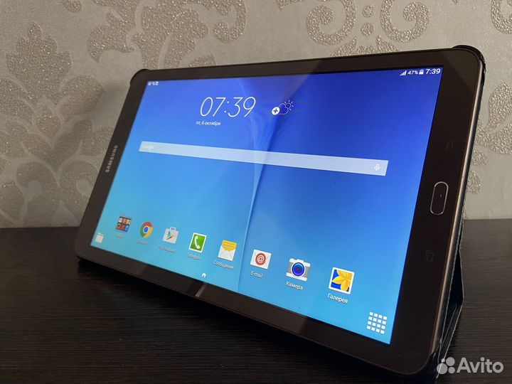 Планшет Samsung Galaxy Tab E