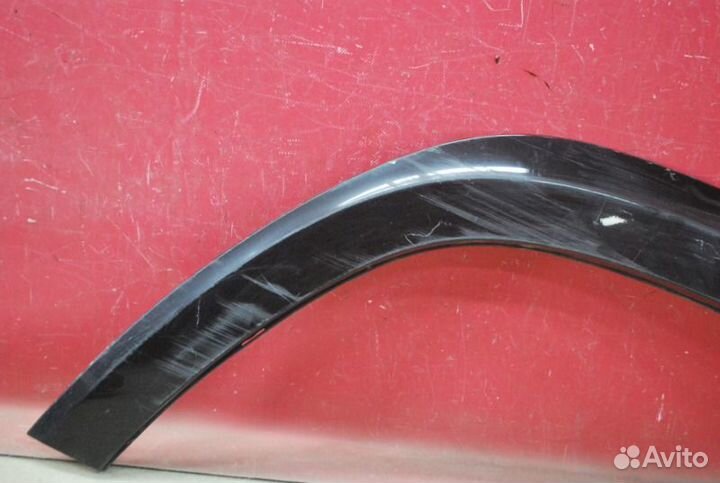 Накладка крыла задняя левая Mercedes Gl