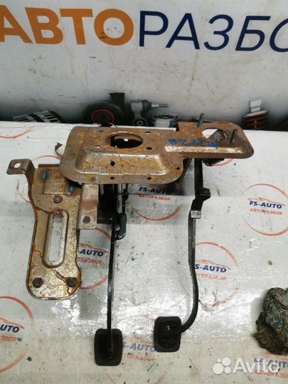 Педальный узел Suzuki Sx4 1.6 M16A 2012