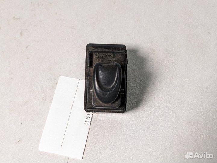 Кнопка стеклоподъемника Daewoo Matiz A08S3 2012