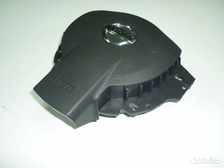 Крышка подушки безопасности руля Nissan X-Trail 31