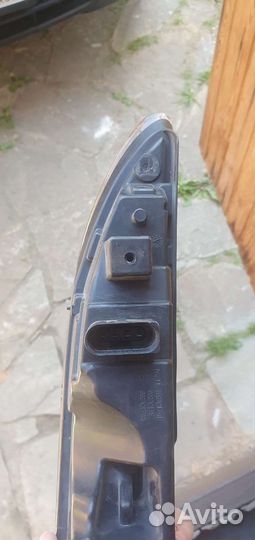 Ходовой огонь передний левый Porsche