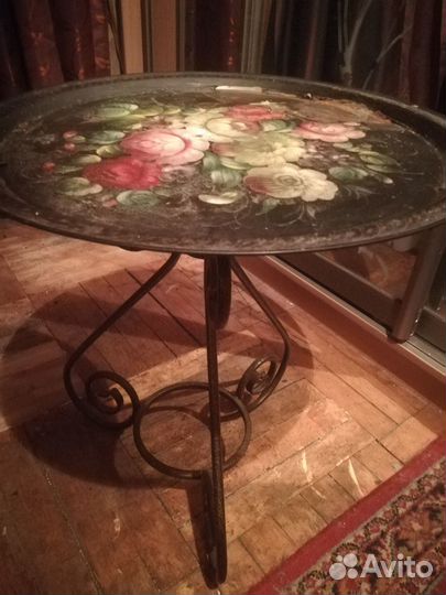 Подставка для цветов напольная металлическая