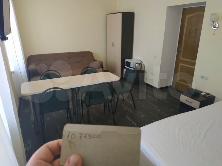 2-к. квартира, 44 м², 1/3 эт.