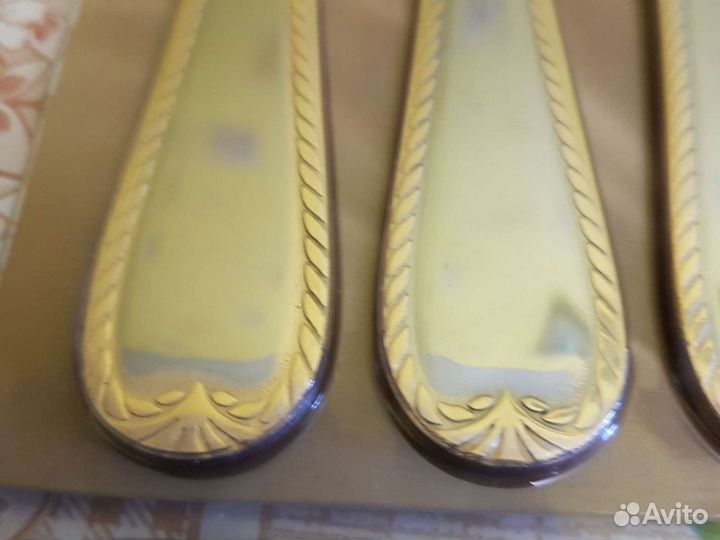 Столовые приборы