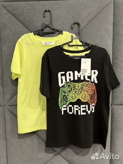 Набор новых футболок H&M