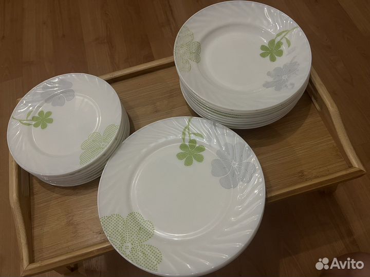 Набор тарелок