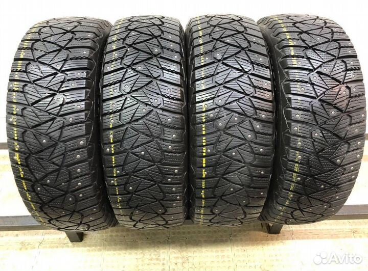 Goodyear Ultragrip 600 215/65 R16 112V