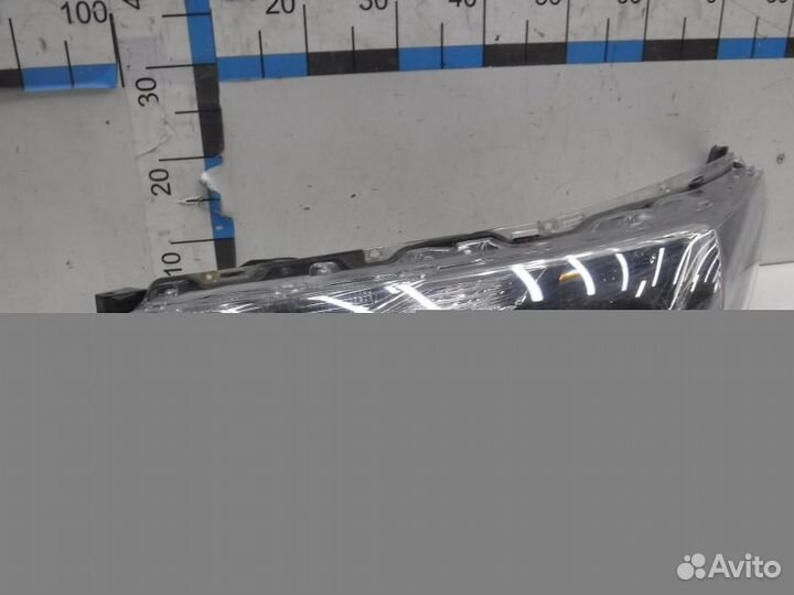 Фара левая Toyota Corolla