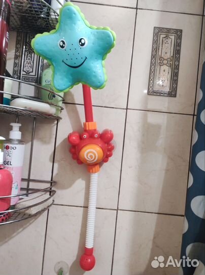 Игрушки для купания в ванной