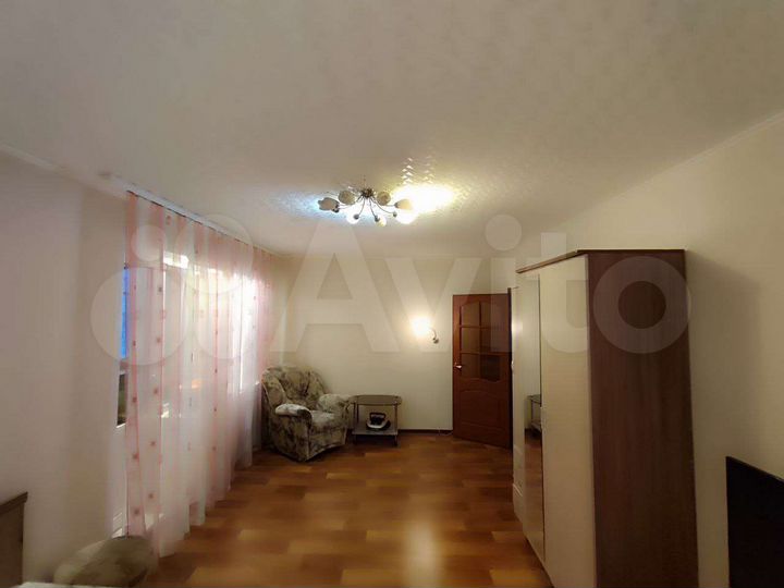 2-к. квартира, 52 м², 6/9 эт.