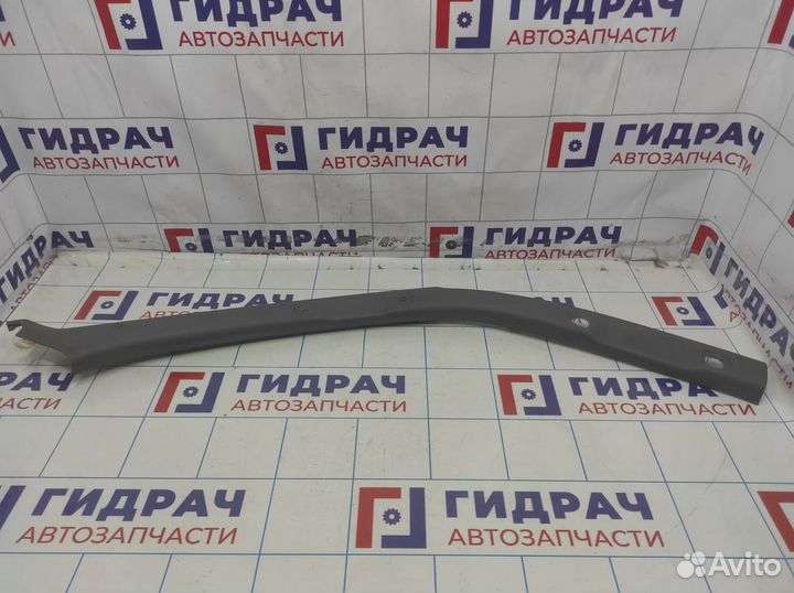 Обшивка стойки передняя правая Toyota Land Cruiser 100 62210-60070