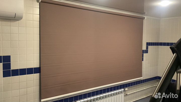 Жалюзи и рулонные шторы на окна