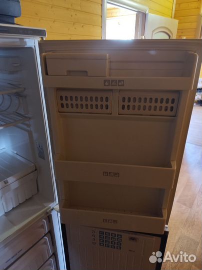 Холодильник-морозильник stinol-101 бу