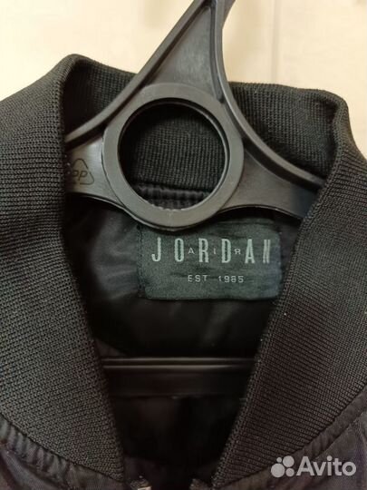 Куртка бомбер