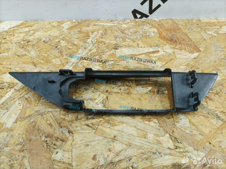 Датчик мертвых (слепых) зон передний левый BMW i5