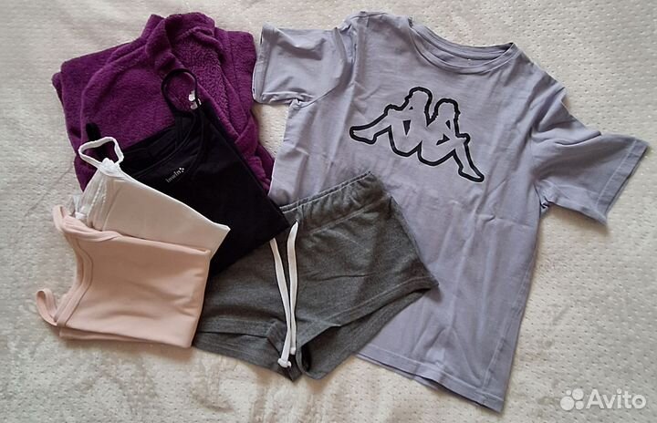 Бронь для Ольги до 15 час.Женские вещи пакетом