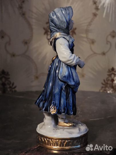 Фигурка из серии 