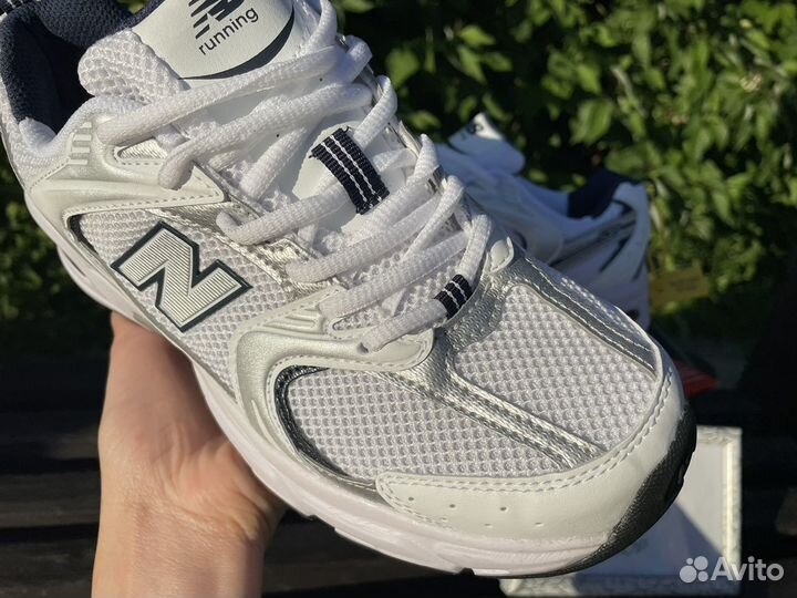 Кроссовки new balance 530