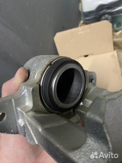 Суппорт тормозной передний renault BHV156