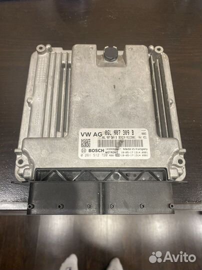 Блок управления двигателем Audi A3 8V