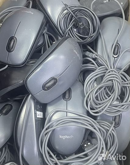 Мышь проводная Logitech M100