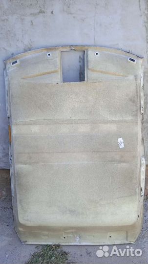 Потолок чëрный на приору