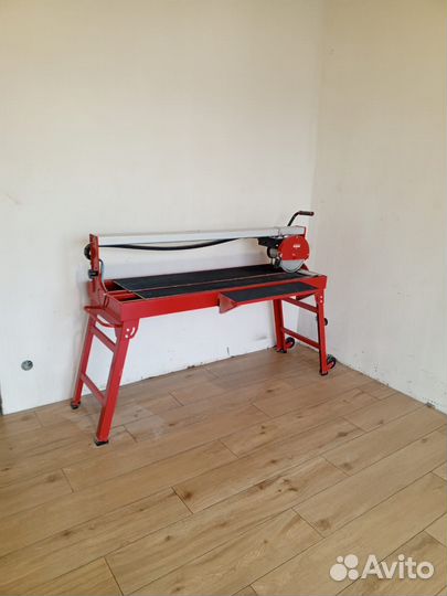 Плиткорез электрический водяной 1200 бу