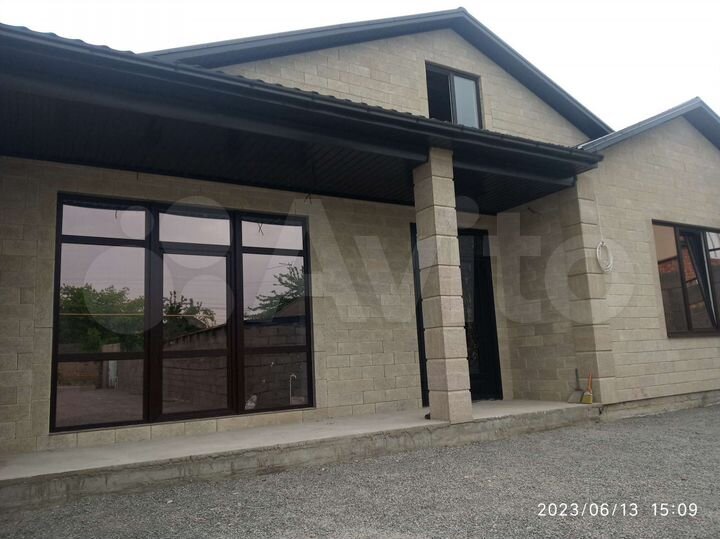 Дом 200 м² на участке 5,6 сот.