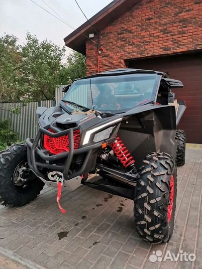 Лобовое стекло BRP Maverik X3 с дворником(триплекс