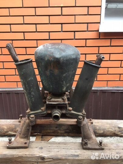 Насос Густавъ листъ