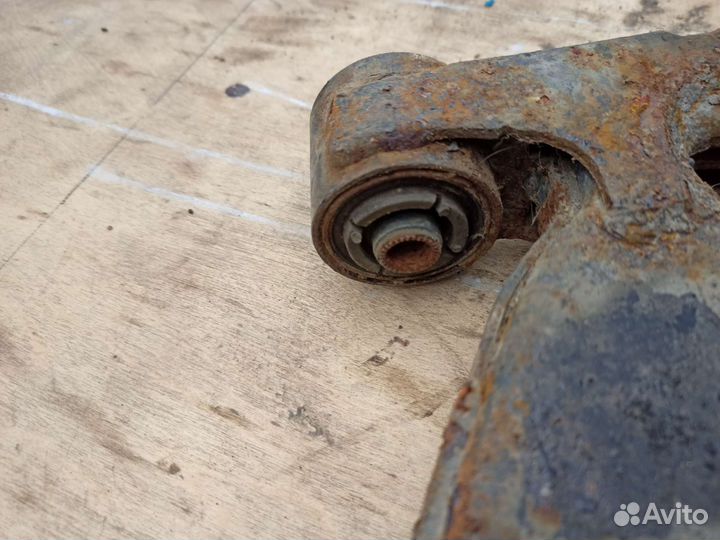 Рычаг Передний правый Киа спектра