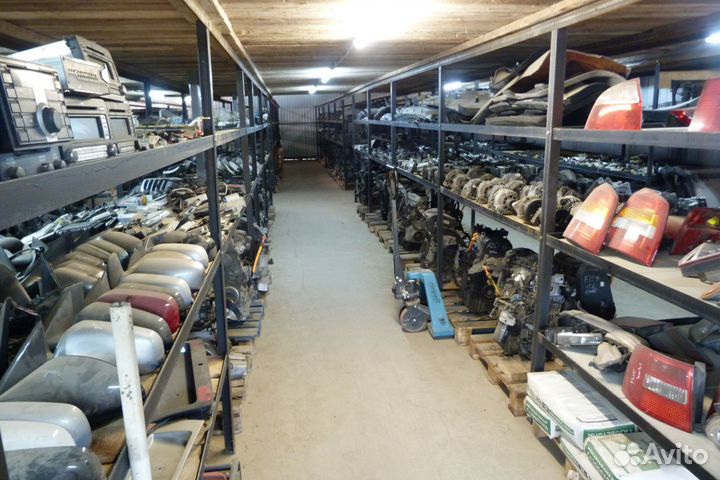 Дросельная заслонка 1.4 1.6 VW 036133062A Bora Gol