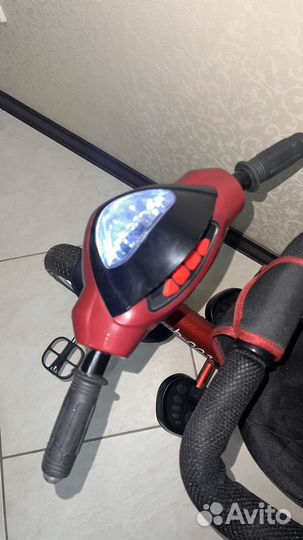 Трехколесный велосипед