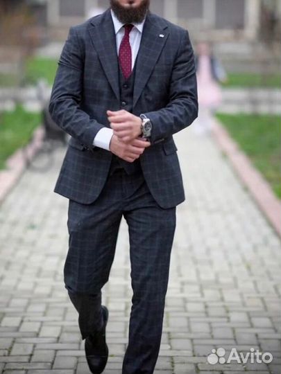 Костюм мужской