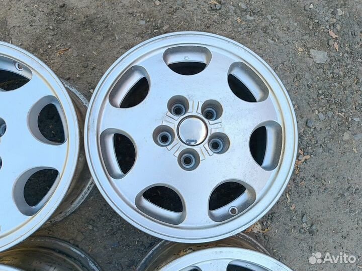 Диски литые R15 5x114.3 et45 d66.1 6.5j Nissan ори