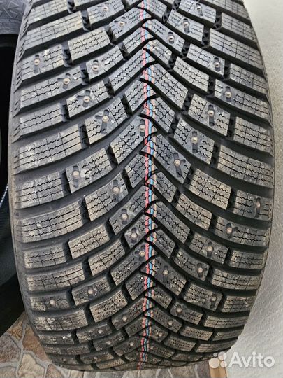 Continental IceContact 2 275/45 R20