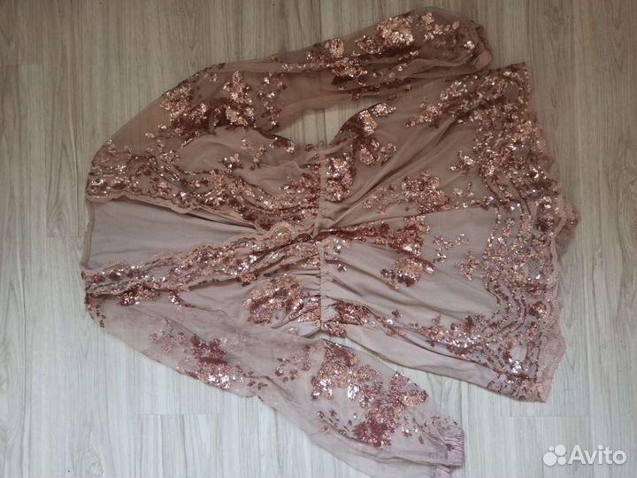 Вечернее платье