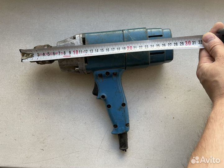 Ретро дрель