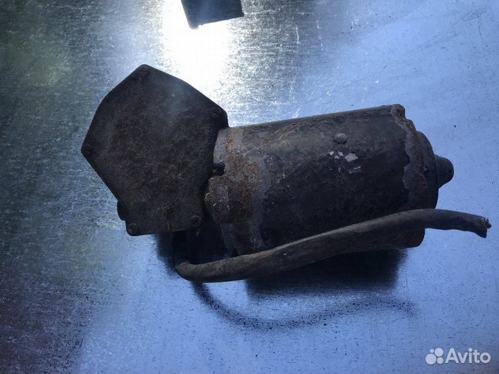 Моторчик дворников лобового стекла