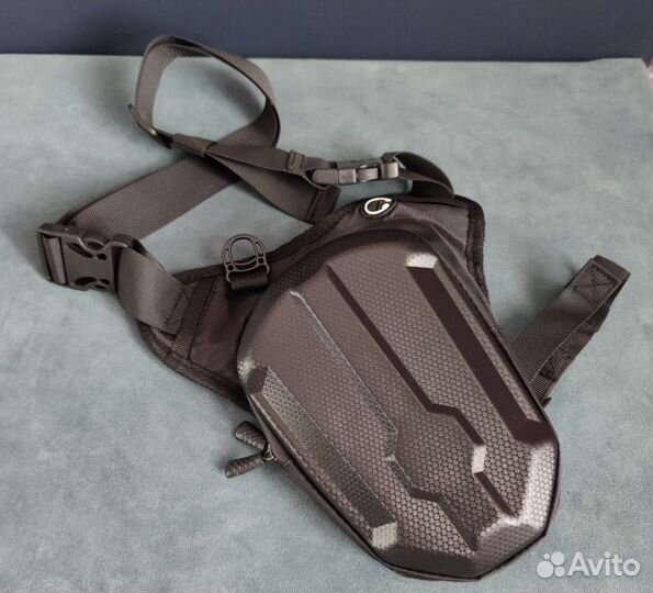 Мотосумка на бедро влагозащитная/противоударная