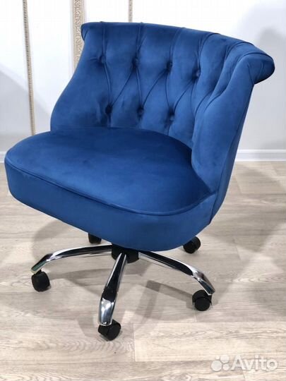 Компьютерное кресло новое