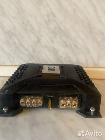 Усилитель звука jbl