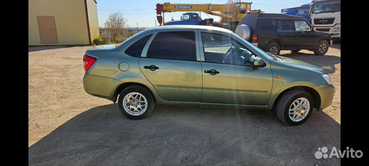 LADA Granta 1.6 AT, 2013, 150 000 км