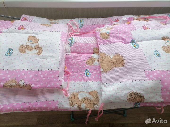 Бортики в детскую кроватку