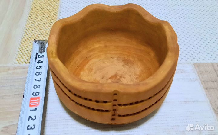 Чаша из дерева